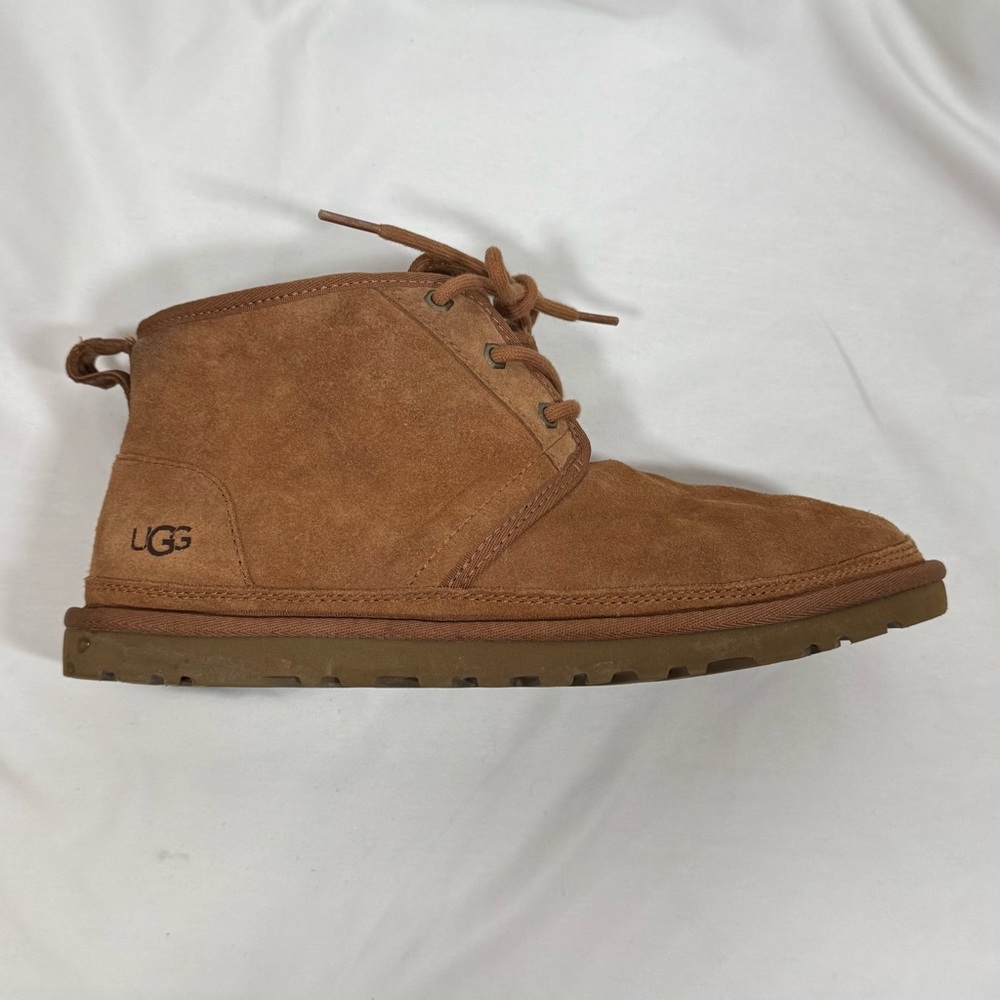 UGG Men’s Cedar Suede Chukka Boot